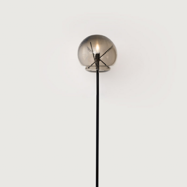 Artemide Vitruvio Floor lamp in blown glass 1 x E27 H 176,9 cm